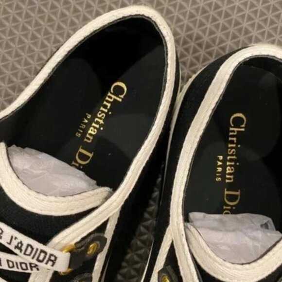 Dior WALK'N'DIOR Sneakers - Picture 3 of 6
